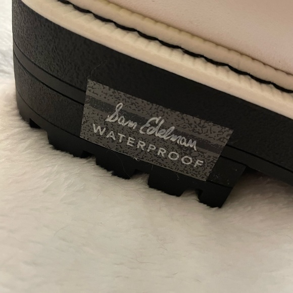 Sam Edelman Laguna Chelsea Boot - Picture 6 of 6